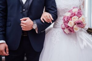 איך מתכננים הצעת נישואין בלי שהיא תדע